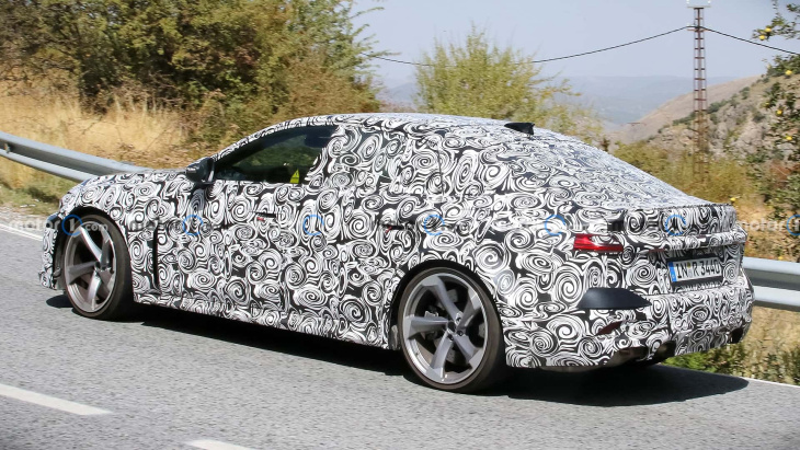 audi rs 5 limousine (2025) erwischt: kommt ein plug-in-hybrid?