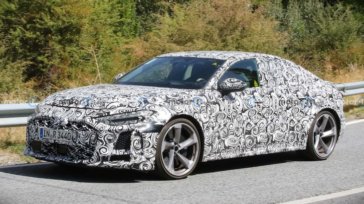 audi rs 5 limousine (2025) erwischt: kommt ein plug-in-hybrid?