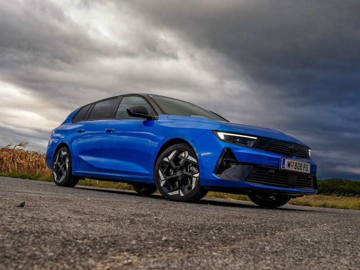 opel astra sports tourer plug-in-hybrid 180 im test