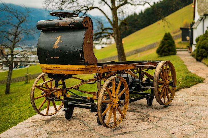 das erste elektroauto, das jemals von einem autohersteller gebaut wurde