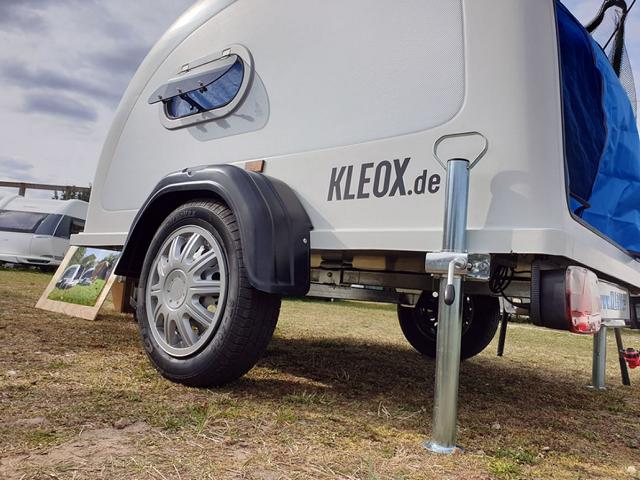 der kleox shelter – camping-minimalismus auf rädern