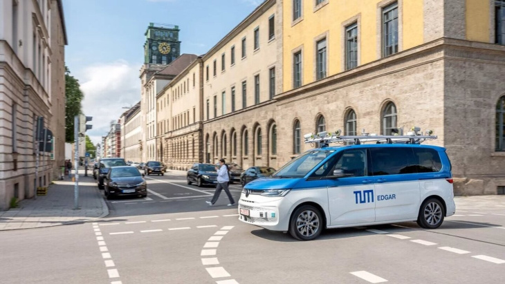 besoffen autofahren: dieser vw bringt sie trotzdem sicher nach hause