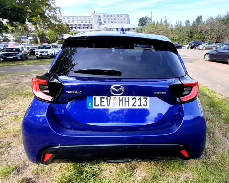 jetzt auch als hybrid-variante: fahrbericht mazda2