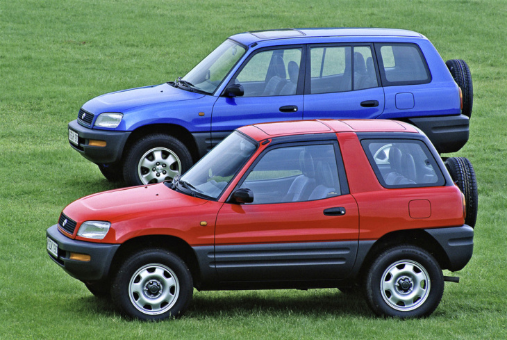 feier 30 jahre rav4 in der toyota collection