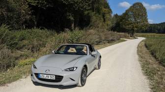 es ist genug: test mazda mx-5 rf 1.5 l skyactiv g 132