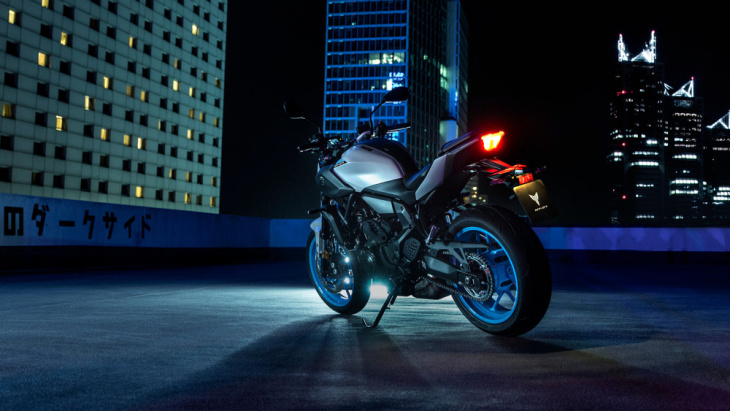 zweizylinder naked bikes yamaha mt-07 und mt-07 y-amt