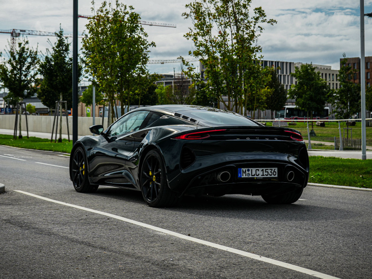 lotus emira im test