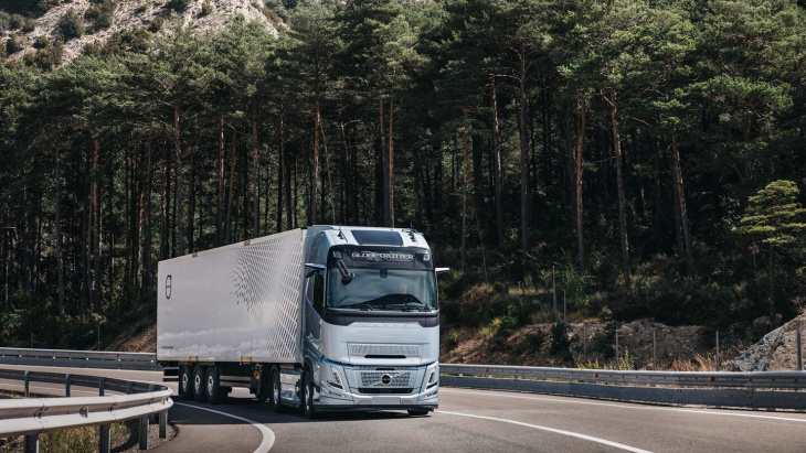 wasserstoff gegen elektro: ist das lkw-rennen längst gelaufen?