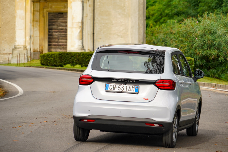 zwei günstige china-e-autos aus dem stellantis-konzern