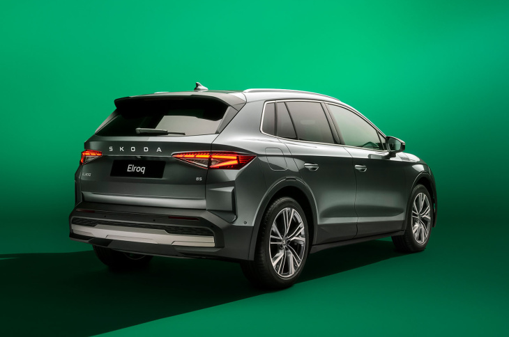 neuer skoda elroq als preisgünstiger rivale des kia niro ev vorgestellt