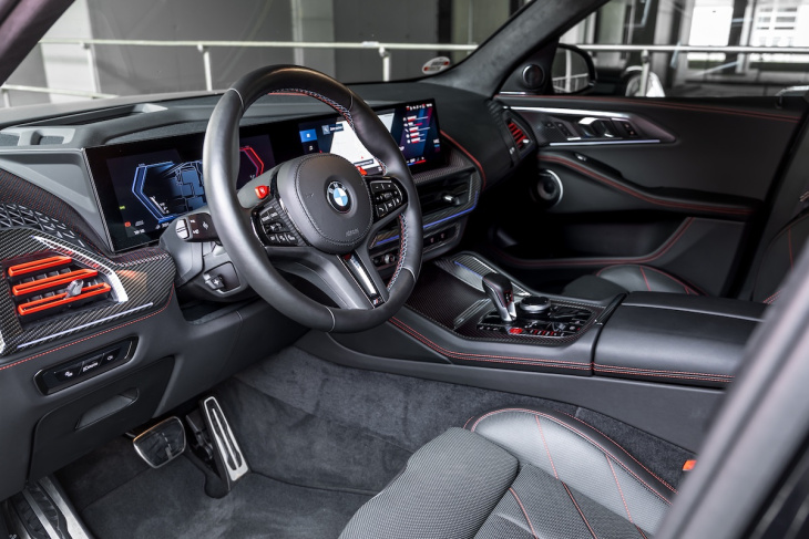 manhart veredelt den bmw xm label red