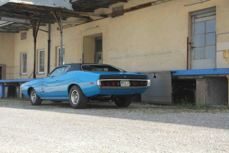 blue beauty: 1972er dodge charger rallye