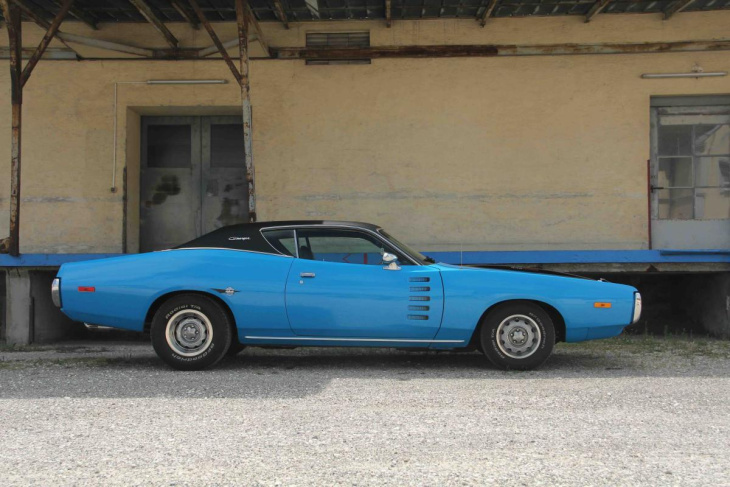 blue beauty: 1972er dodge charger rallye