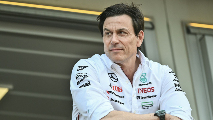 toto wolff äußert sich zu max verstappen. und auch über lewis hamilton