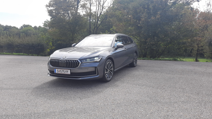 bildstrecke: der neue skoda superb im test