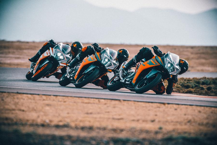 ktm zeigt die rc-modellreihe für das jahr 2022!