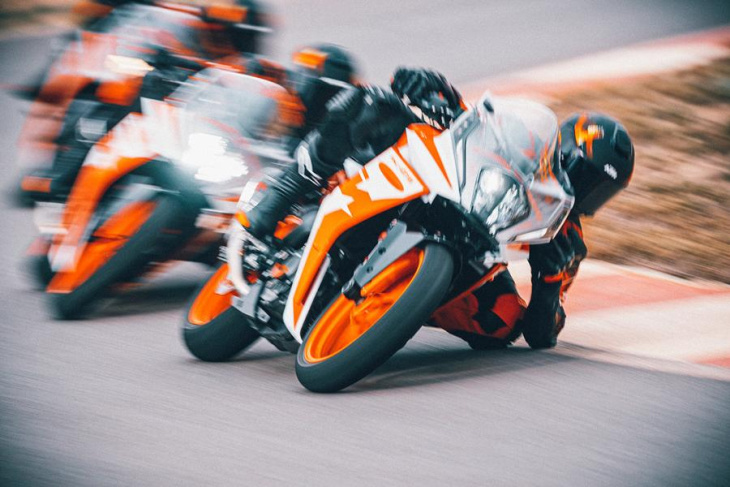 ktm zeigt die rc-modellreihe für das jahr 2022!