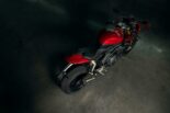 schicker cafe-racer: die triumph speed triple 1200 rr!