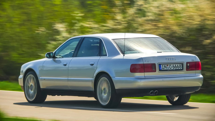 30 jahre audi a8 (d2): unterwegs in der langversion mit w12