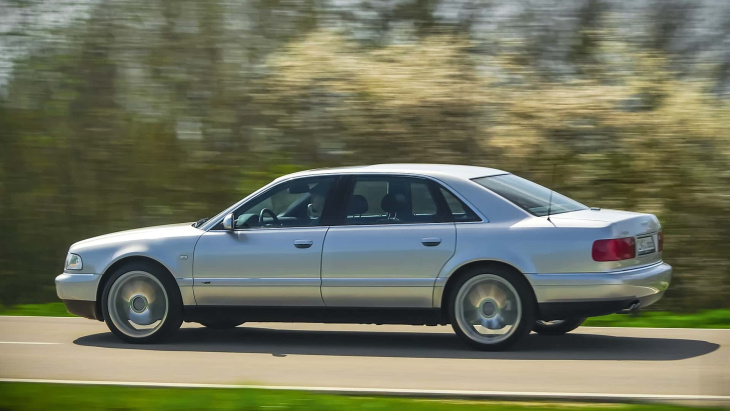 30 jahre audi a8 (d2): unterwegs in der langversion mit w12