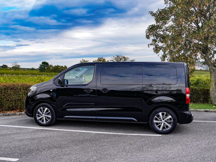 toyota proace verso 2,0 d-4d 180 at vip im test