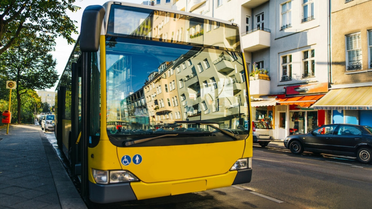 viele busse mit technischen mängeln unterwegs