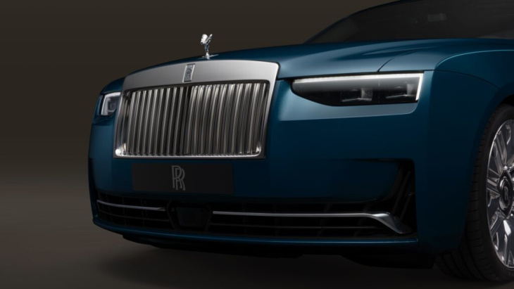 rolls-royce ghost facelift 2024: neue heimat für den bmw-v12