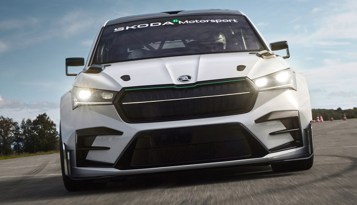 škoda enyaq rs race: motorsportkonzept als pilotprojekt für serienmodelle