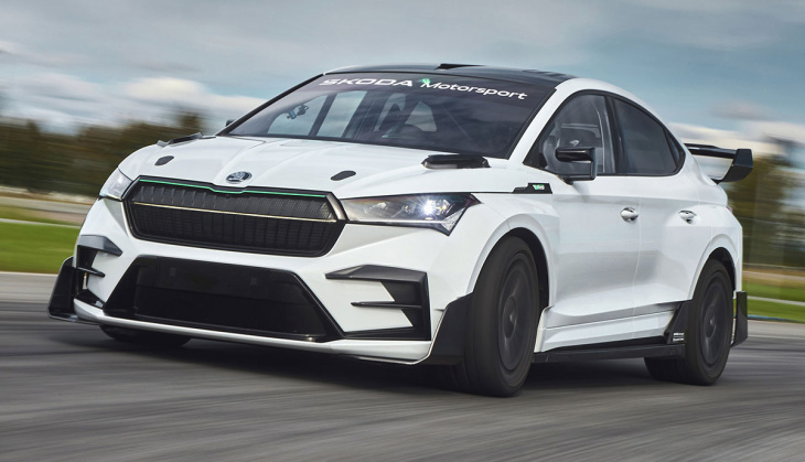 škoda enyaq rs race: motorsportkonzept als pilotprojekt für serienmodelle