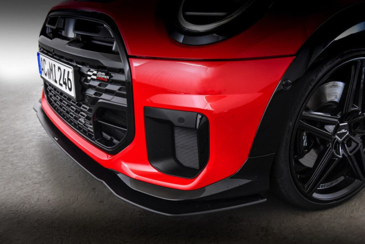 ac schnitzer-tuning: mini f66 bekommt sichtbare endrohre!