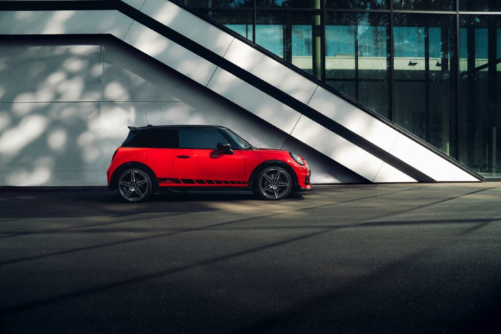 ac schnitzer-tuning: mini f66 bekommt sichtbare endrohre!