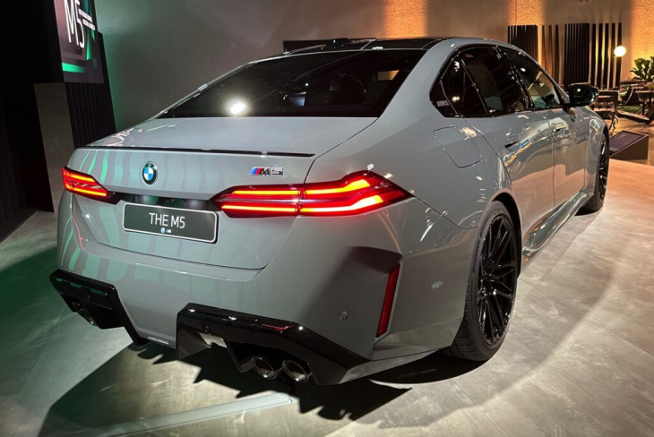 understatement mit 727 ps: bmw m5 g90 in grigio telesto