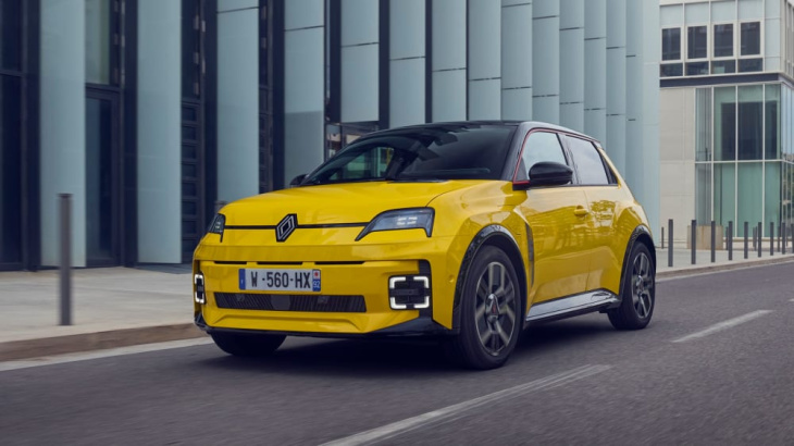 bildergalerie: der elektrische renault 5 (2024) und sein vorfahr - kicker