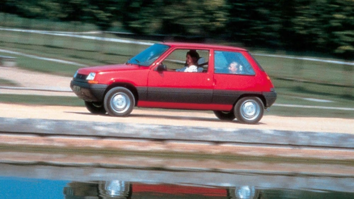 bildergalerie: der elektrische renault 5 (2024) und sein vorfahr - kicker