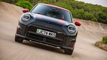 mini zeigt john-cooper-works-versionen des cooper und aceman