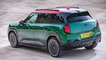 mini zeigt john-cooper-works-versionen des cooper und aceman