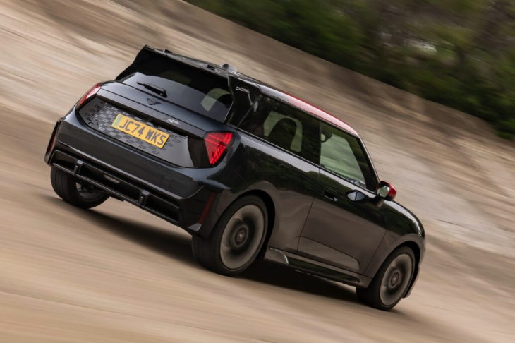 john cooper works electric: mini j01 kommt mit 258 ps