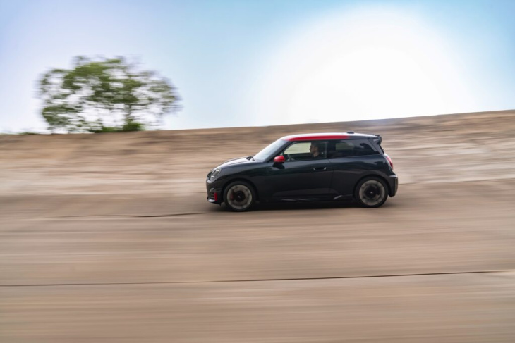 john cooper works electric: mini j01 kommt mit 258 ps