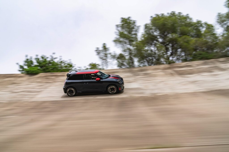 john cooper works electric: mini j01 kommt mit 258 ps