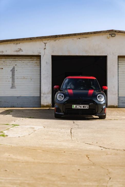 john cooper works electric: mini j01 kommt mit 258 ps