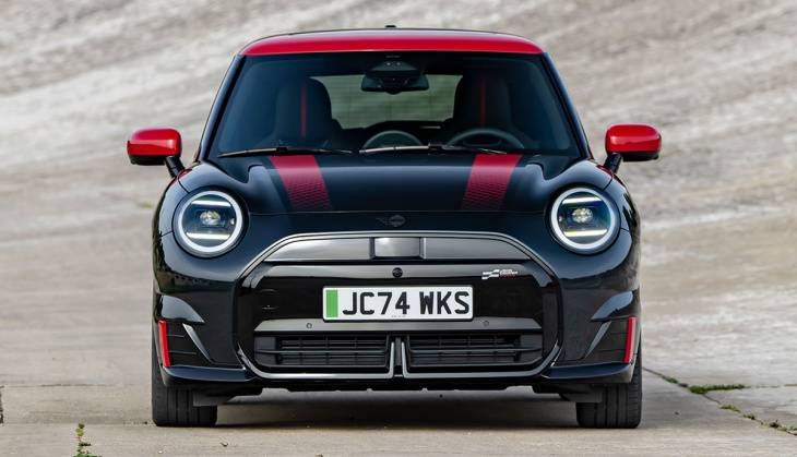 mini stellt john cooper works electric und john cooper works aceman vor