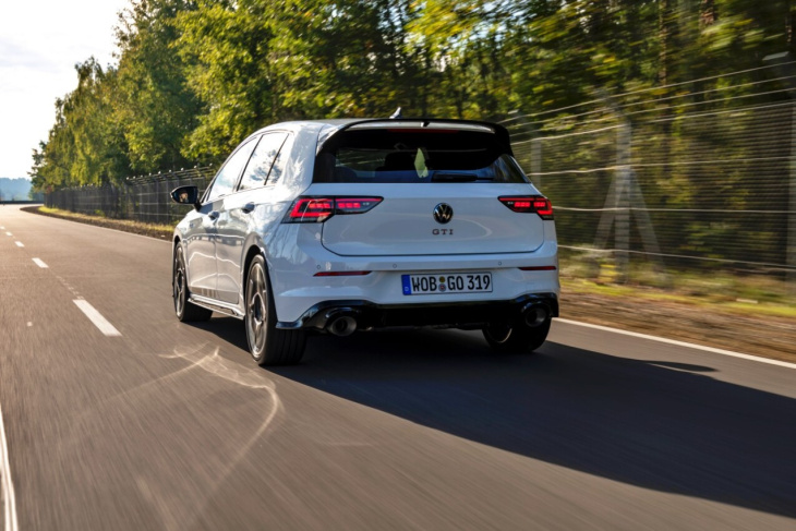 vw golf r und gti clubsport  test –  zwei mal leitgolf fürs rudel