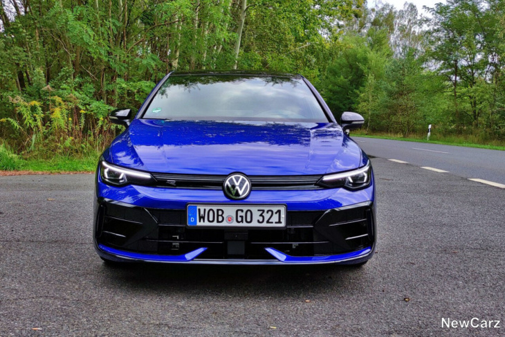 vw golf r und gti clubsport  test –  zwei mal leitgolf fürs rudel