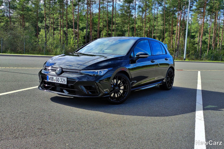 vw golf r und gti clubsport  test –  zwei mal leitgolf fürs rudel