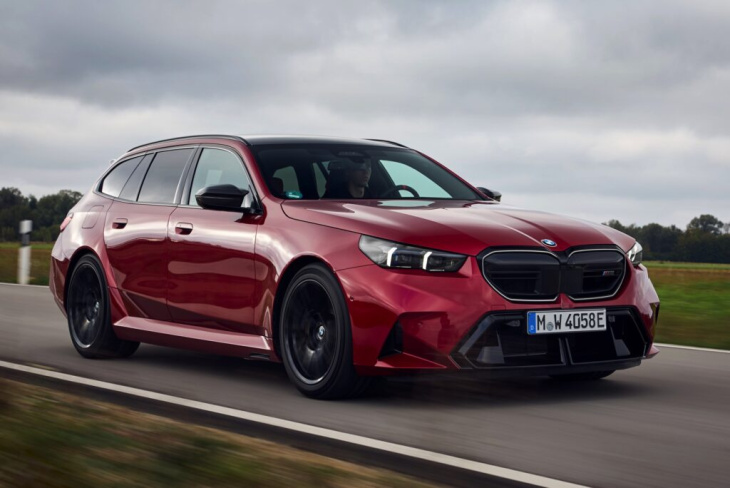 feuer frei: bmw m5 touring g99 mit 727 ps in fire red