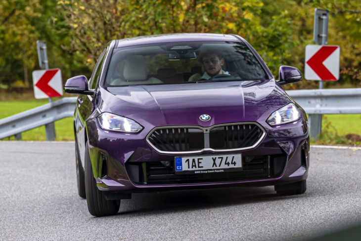 bmw 1er f70: thundernight metallic auf 120 in serien-optik