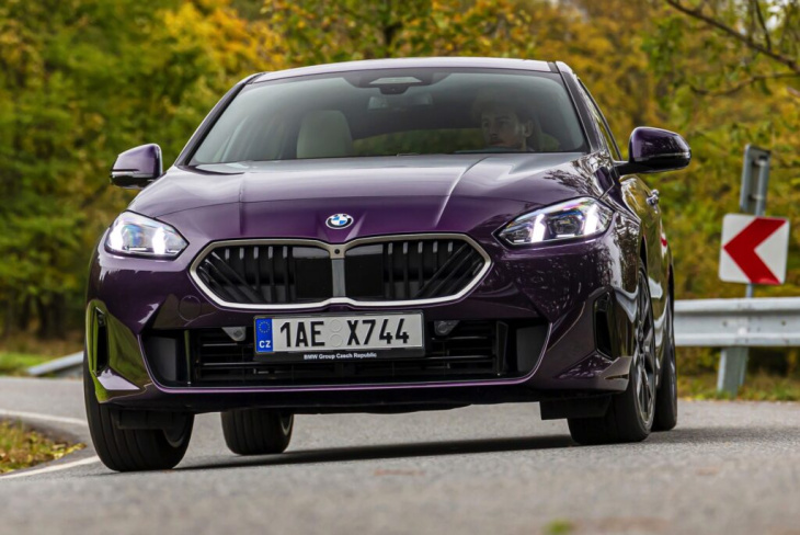 bmw 1er f70: thundernight metallic auf 120 in serien-optik