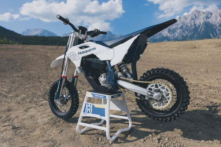 2025 husqvarna ee 5: wasserkühlung, 5 kw leistung, 907 wh batterie, 6 modi