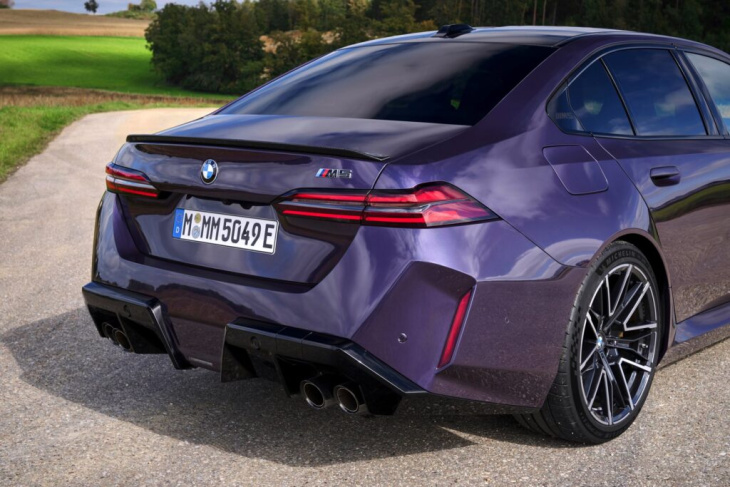 auffallen garantiert: bmw m5 g90 individual in daytona violett