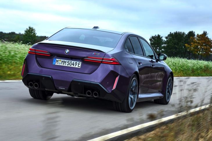 auffallen garantiert: bmw m5 g90 individual in daytona violett